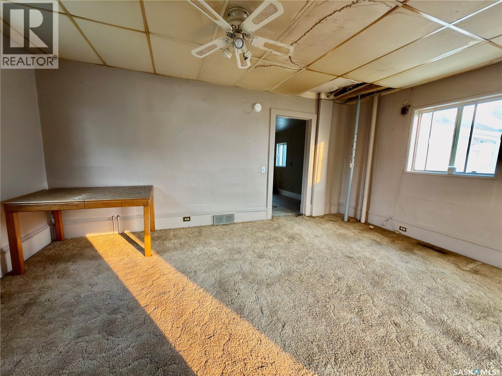 313 Grant Avenue, Hanley, SK - Indoor Photo Showing Other Room