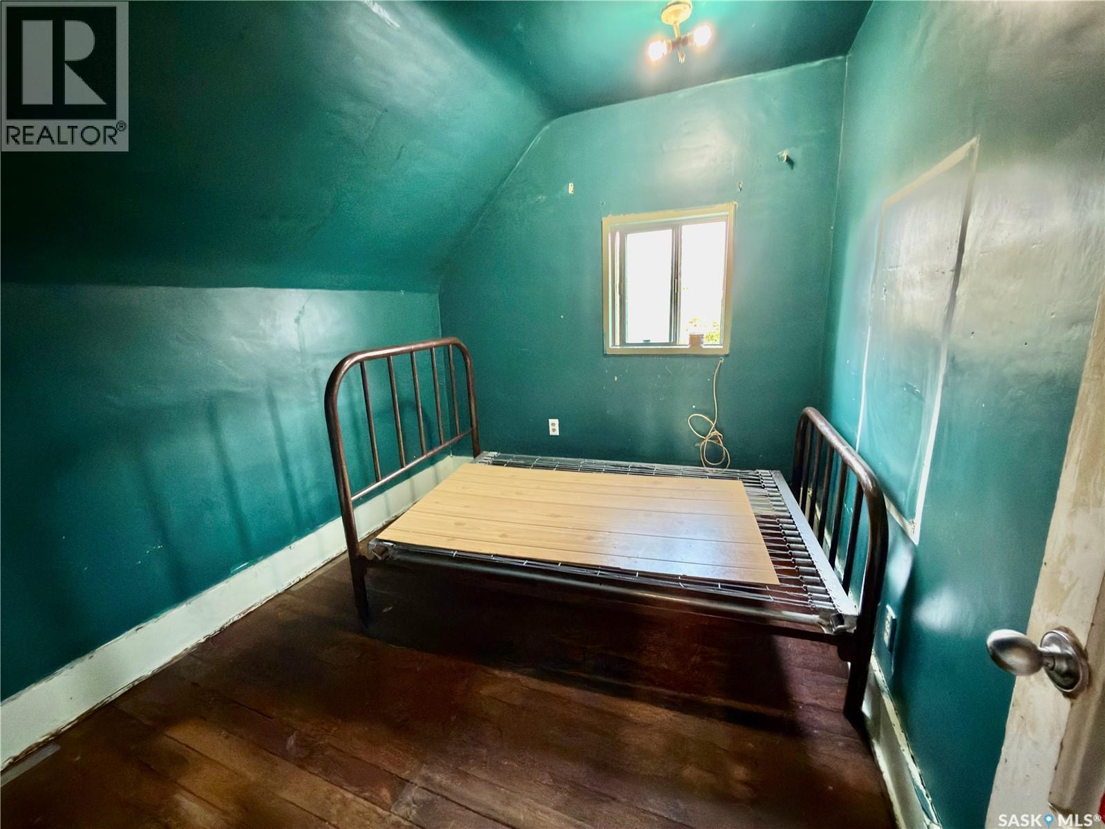 313 Grant Avenue, Hanley, SK - Indoor Photo Showing Other Room