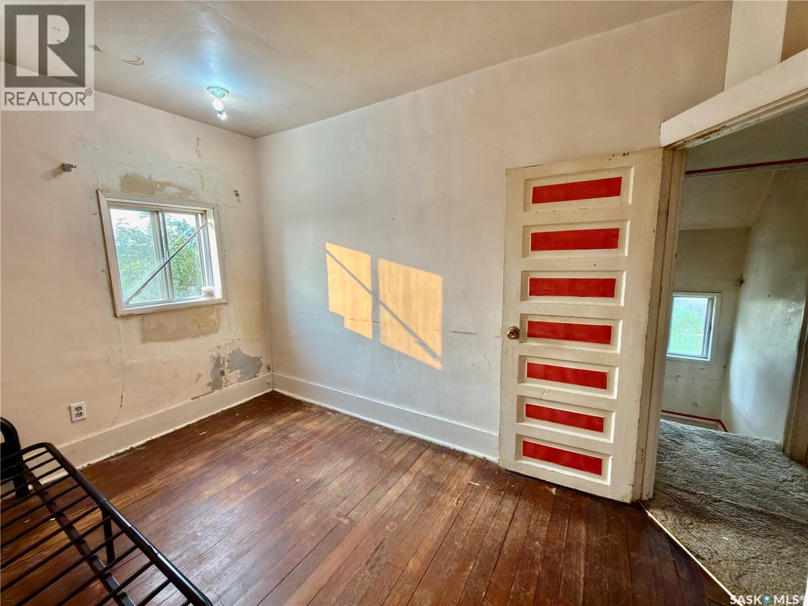 313 Grant Avenue, Hanley, SK - Indoor Photo Showing Other Room