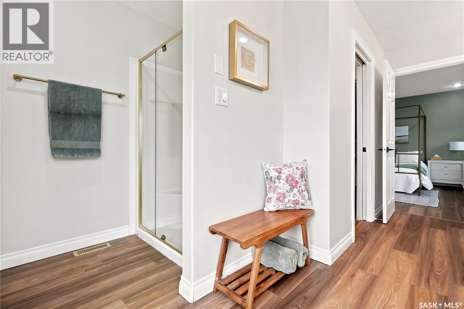 8607 Wascana Gardens Lane, Regina, SK - Indoor Photo Showing Other Room