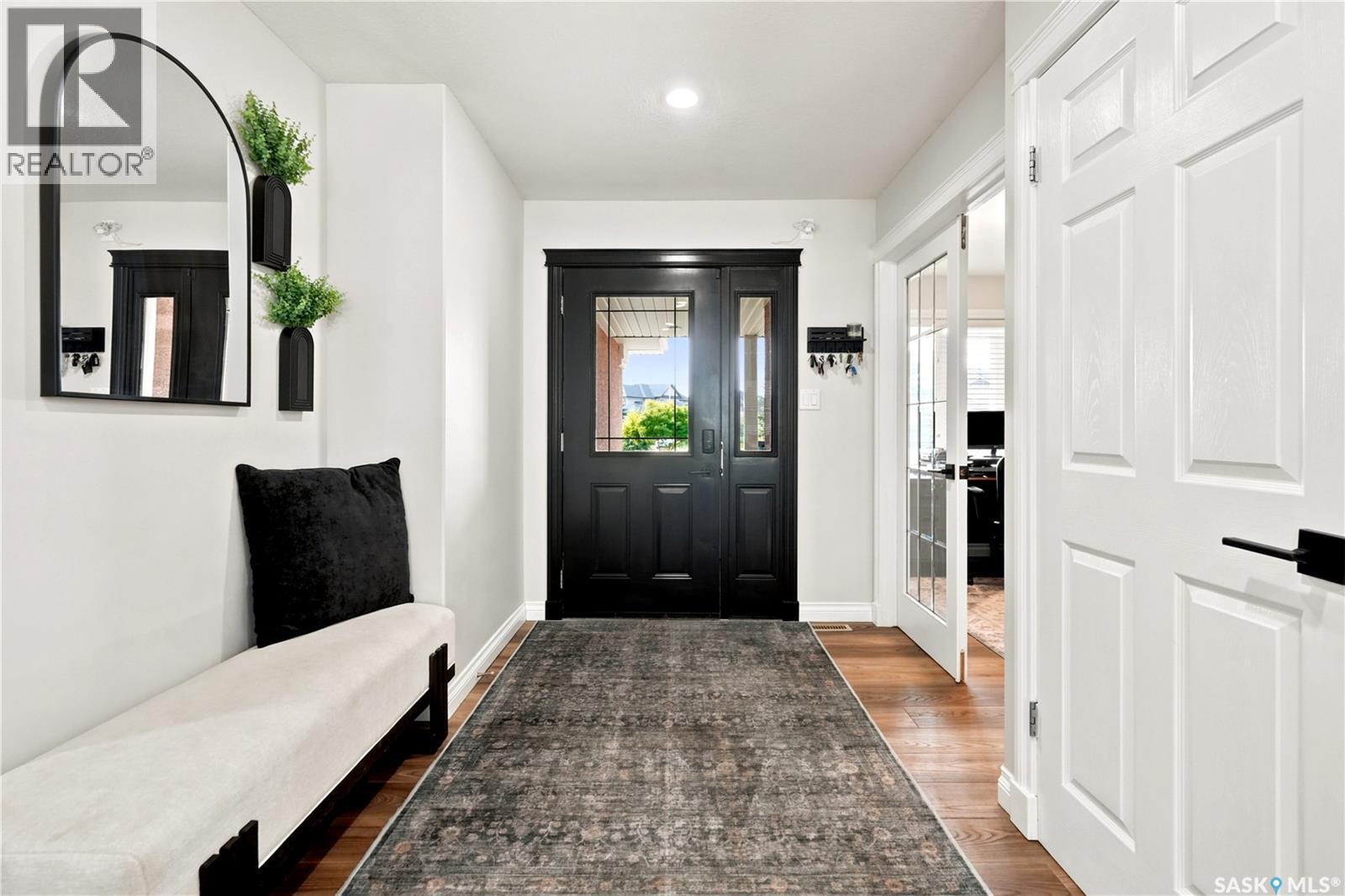 8607 Wascana Gardens Lane, Regina, SK - Indoor Photo Showing Other Room
