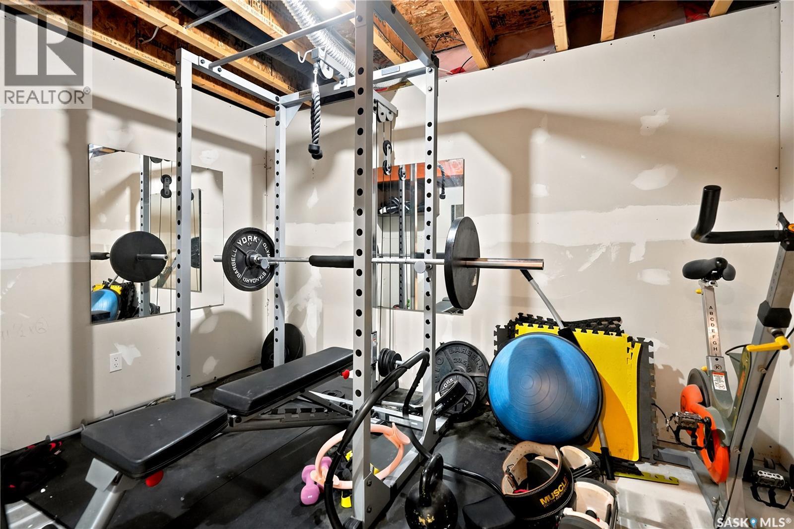 8607 Wascana Gardens Lane, Regina, SK - Indoor Photo Showing Gym Room