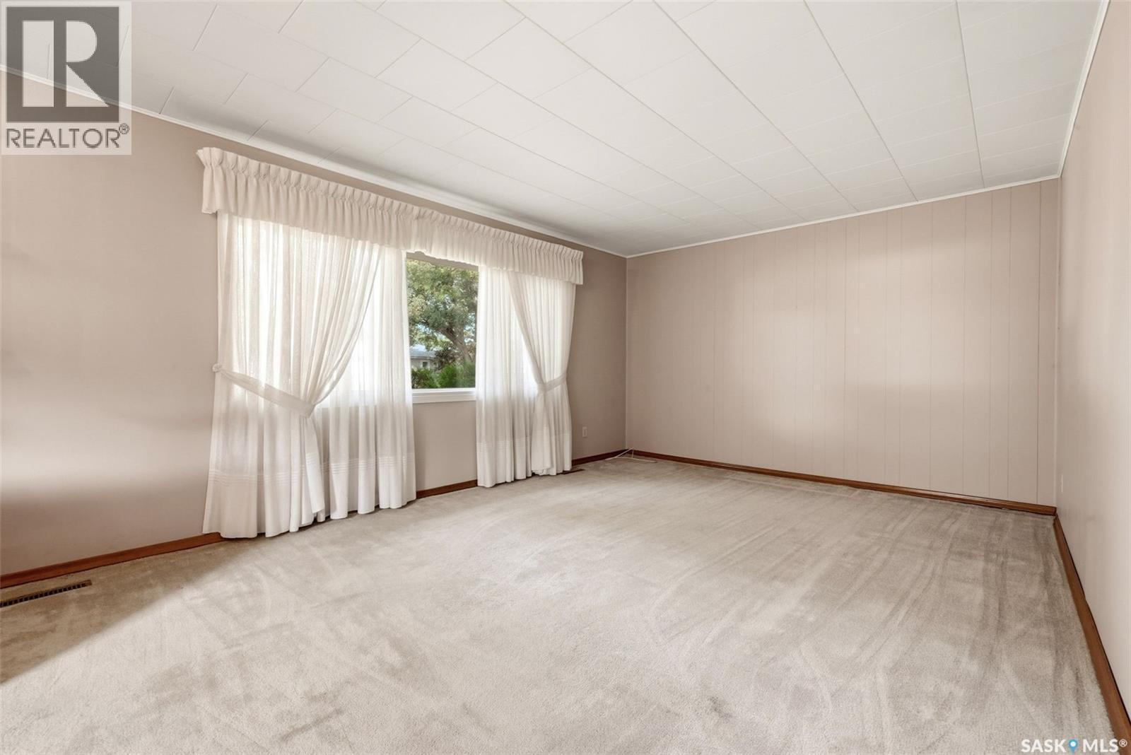 273 Angus Street, Regina, SK - Indoor Photo Showing Other Room