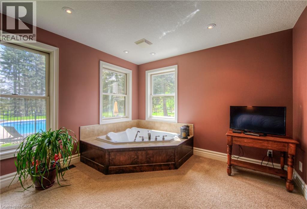 145 Riverbank Drive, Cambridge, ON - Indoor Photo Showing Bedroom