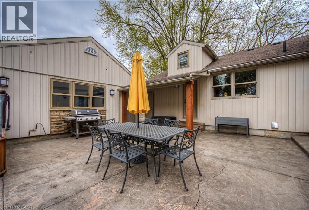 145 Riverbank Drive, Cambridge, ON - Outdoor With Deck Patio Veranda