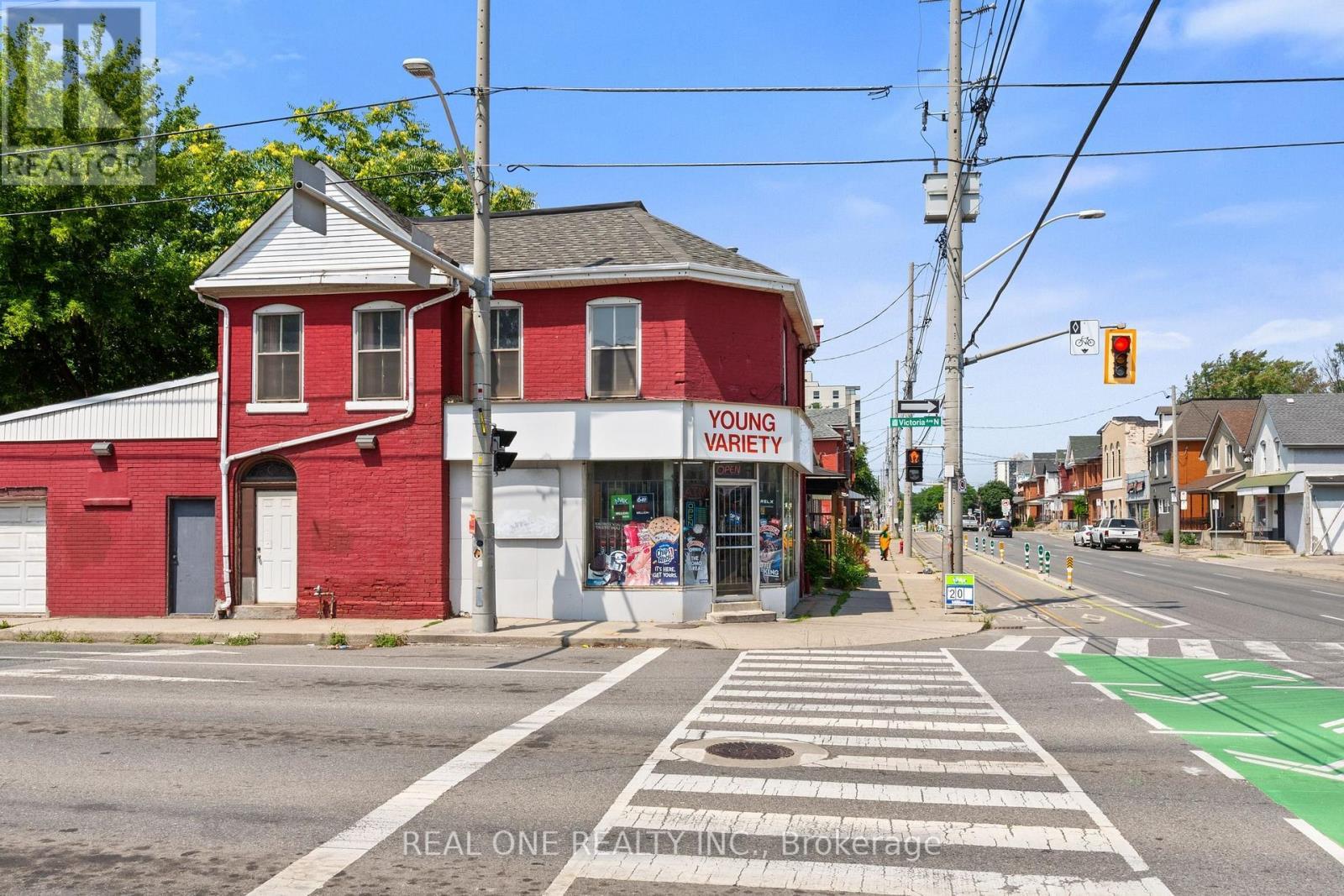 155 Victoria Avenue N, Hamilton, ON - Outdoor
