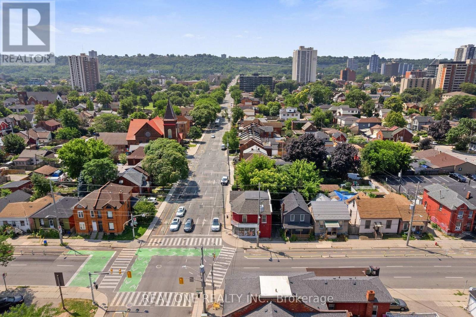 155 Victoria Avenue N, Hamilton, ON - Outdoor With View