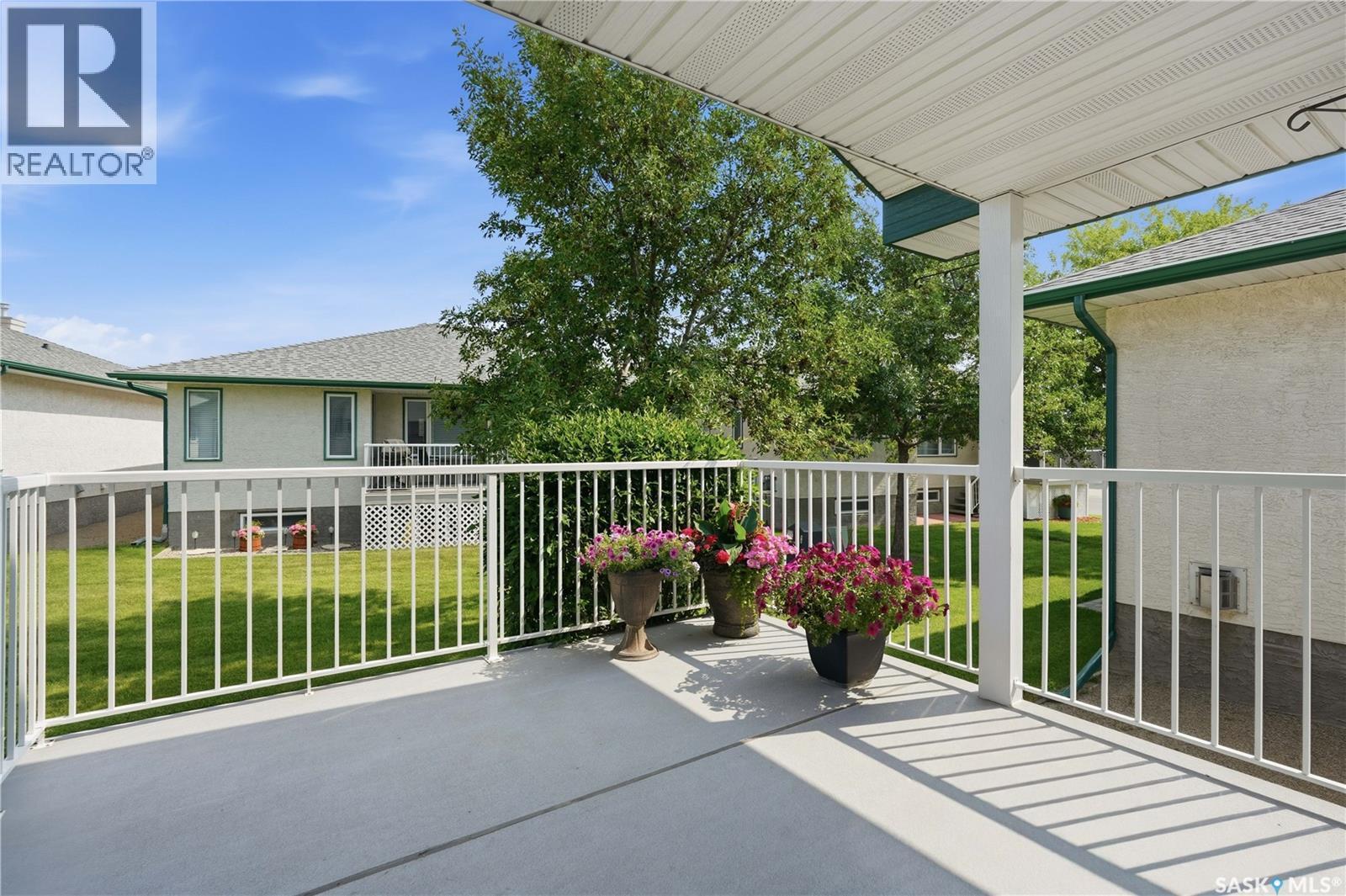 3291 Thames Crescent E, Regina, SK - Outdoor With Deck Patio Veranda With Exterior