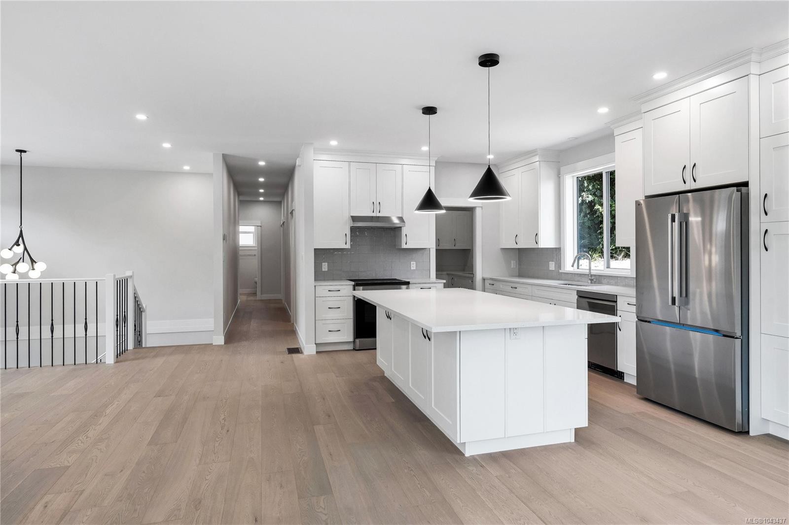 543 Bickford Way, Mill Bay, BC