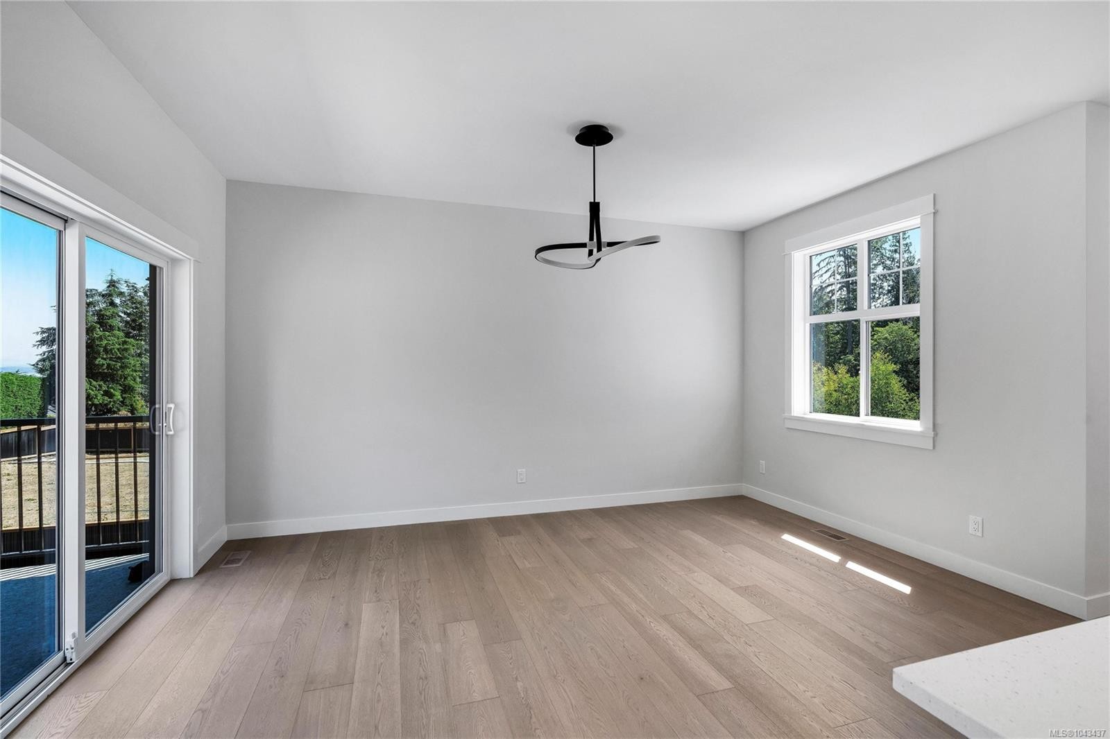 543 Bickford Way, Mill Bay, BC