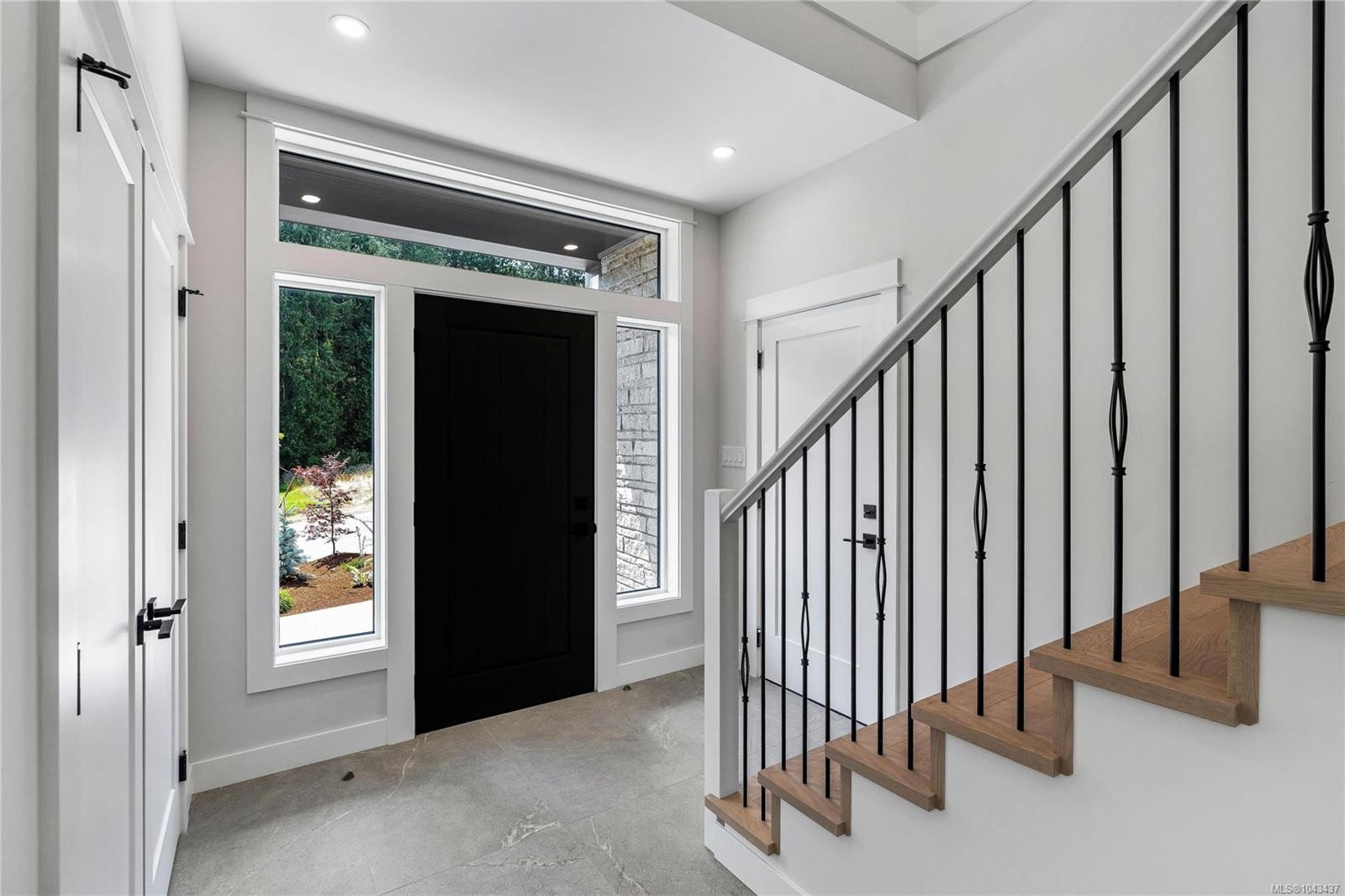 543 Bickford Way, Mill Bay, BC