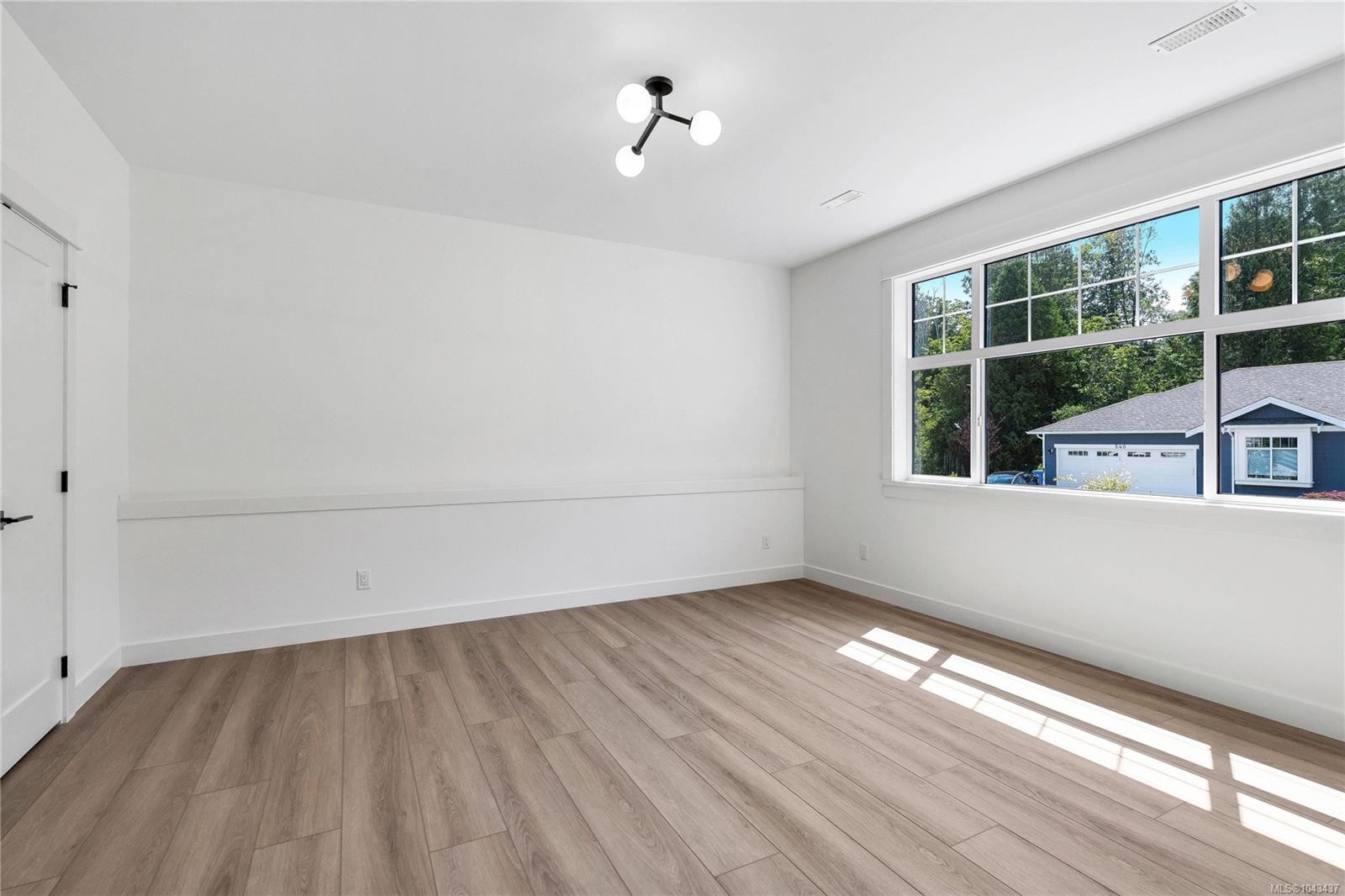 543 Bickford Way, Mill Bay, BC