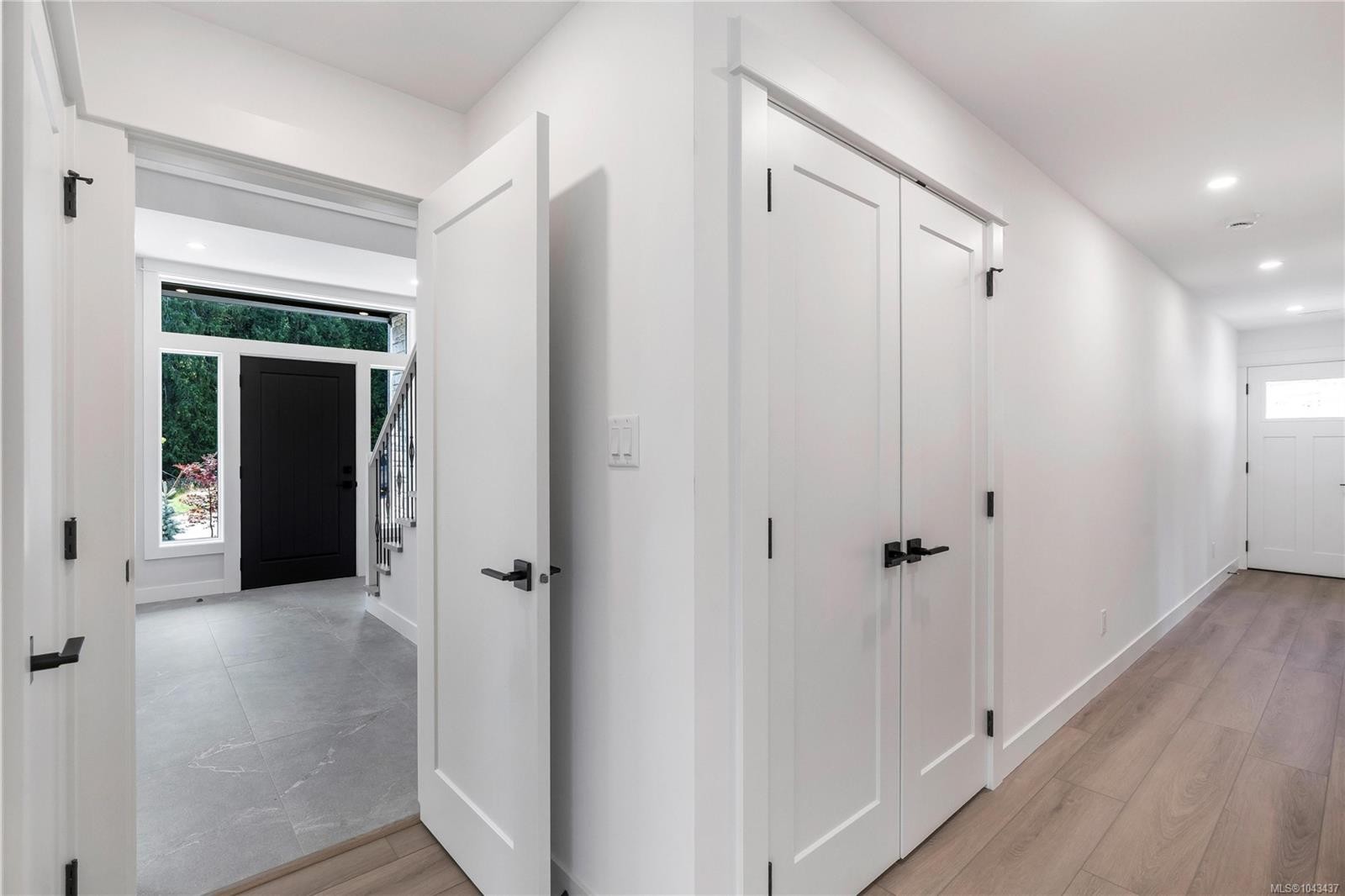 543 Bickford Way, Mill Bay, BC