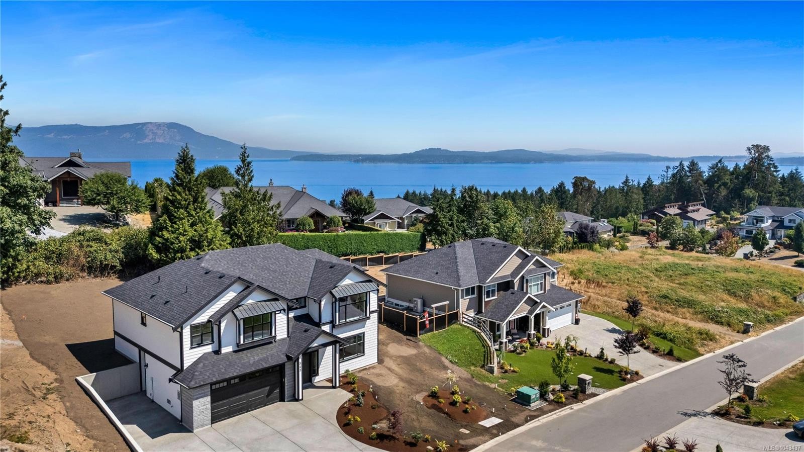 543 Bickford Way, Mill Bay, BC