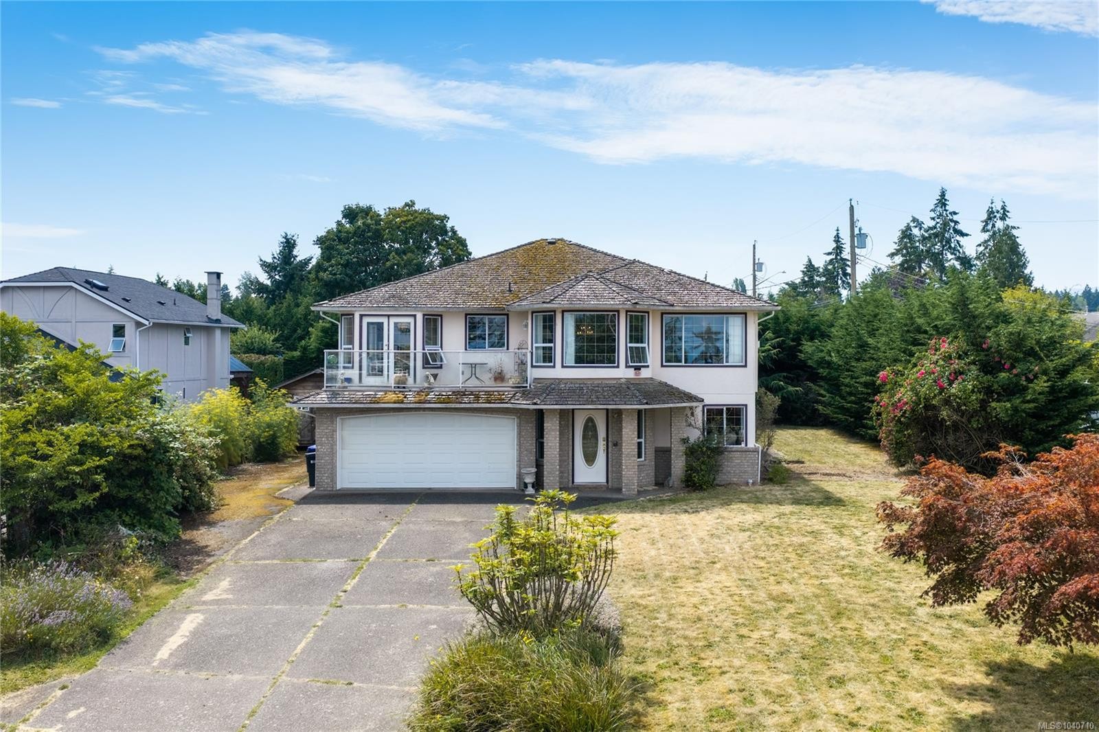 876 Cavin Rd, French Creek, BC