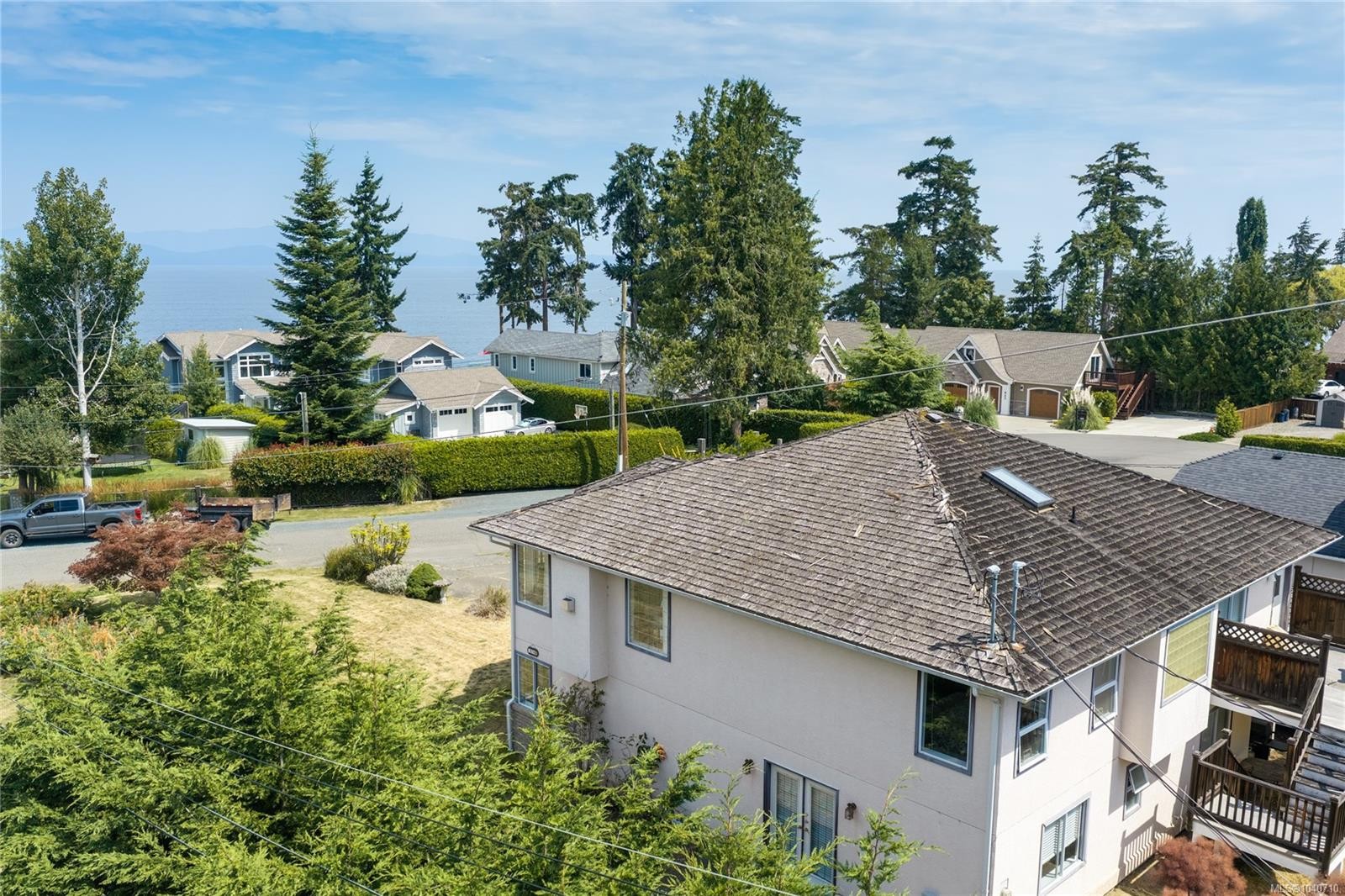 876 Cavin Rd, French Creek, BC