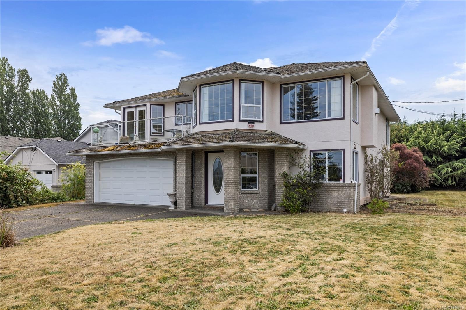 876 Cavin Rd, French Creek, BC
