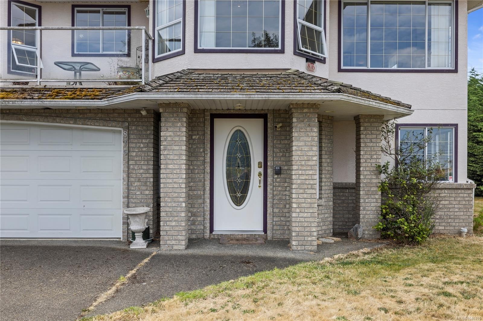 876 Cavin Rd, French Creek, BC