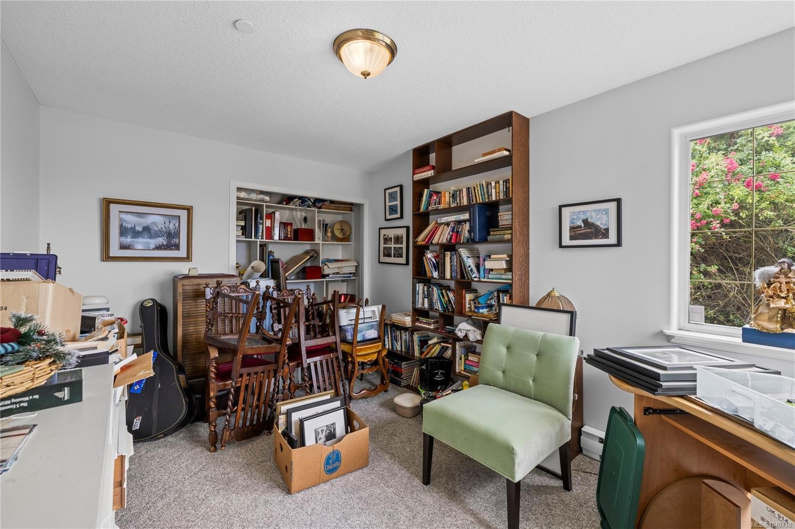 876 Cavin Rd, French Creek, BC