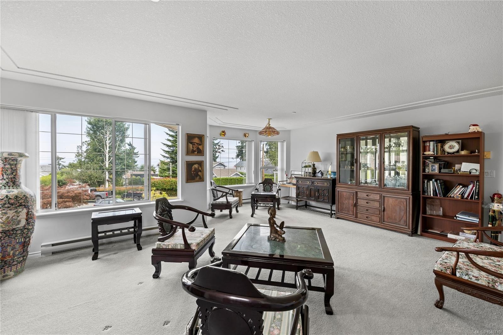 876 Cavin Rd, French Creek, BC
