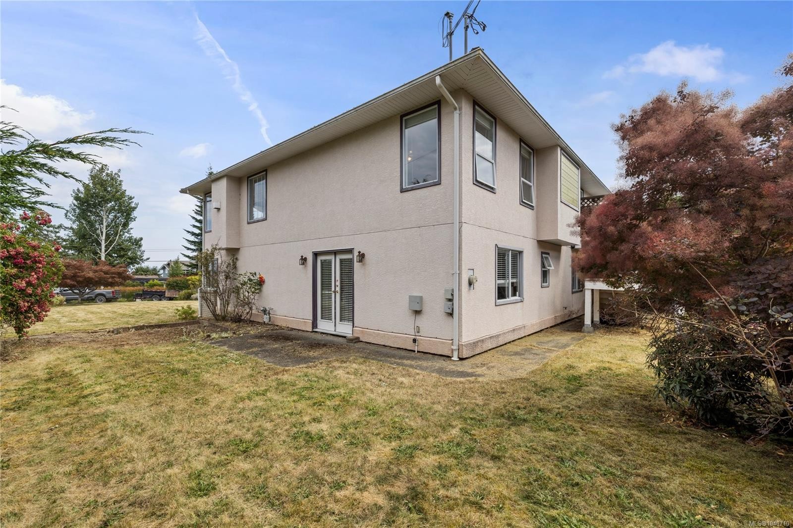876 Cavin Rd, French Creek, BC