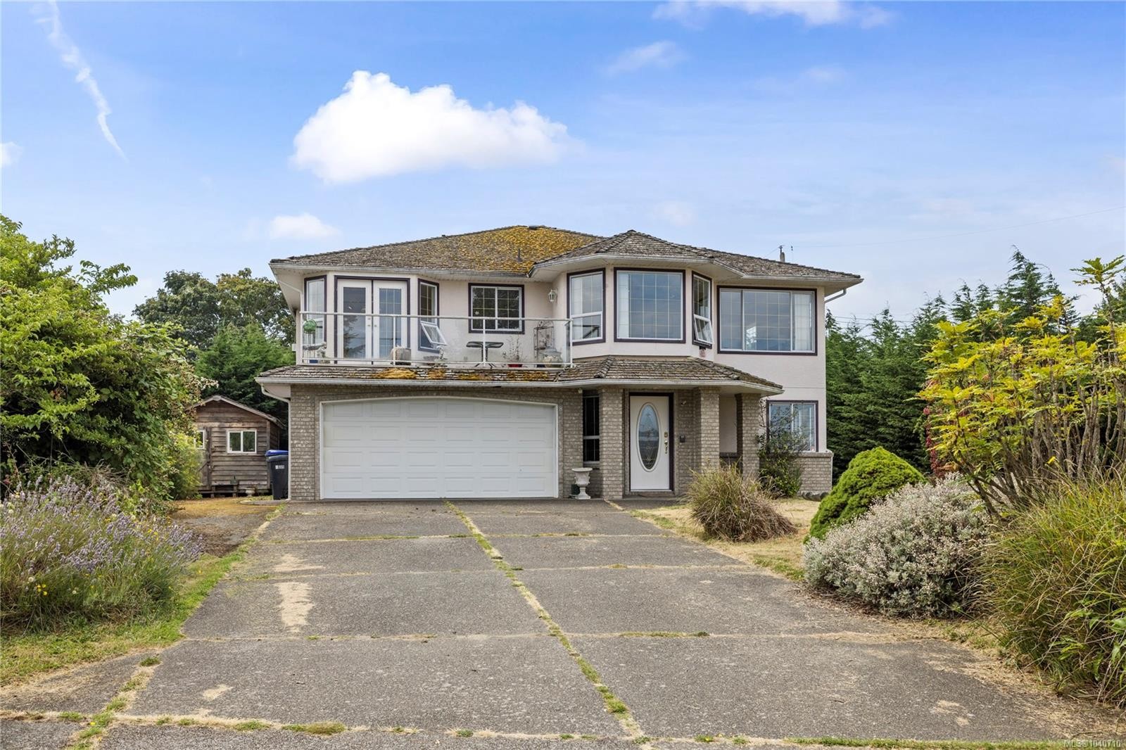 876 Cavin Rd, French Creek, BC