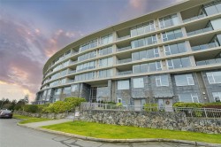 #307-5332 Sayward Hill Cres Saanich, BC V8Y 3H8