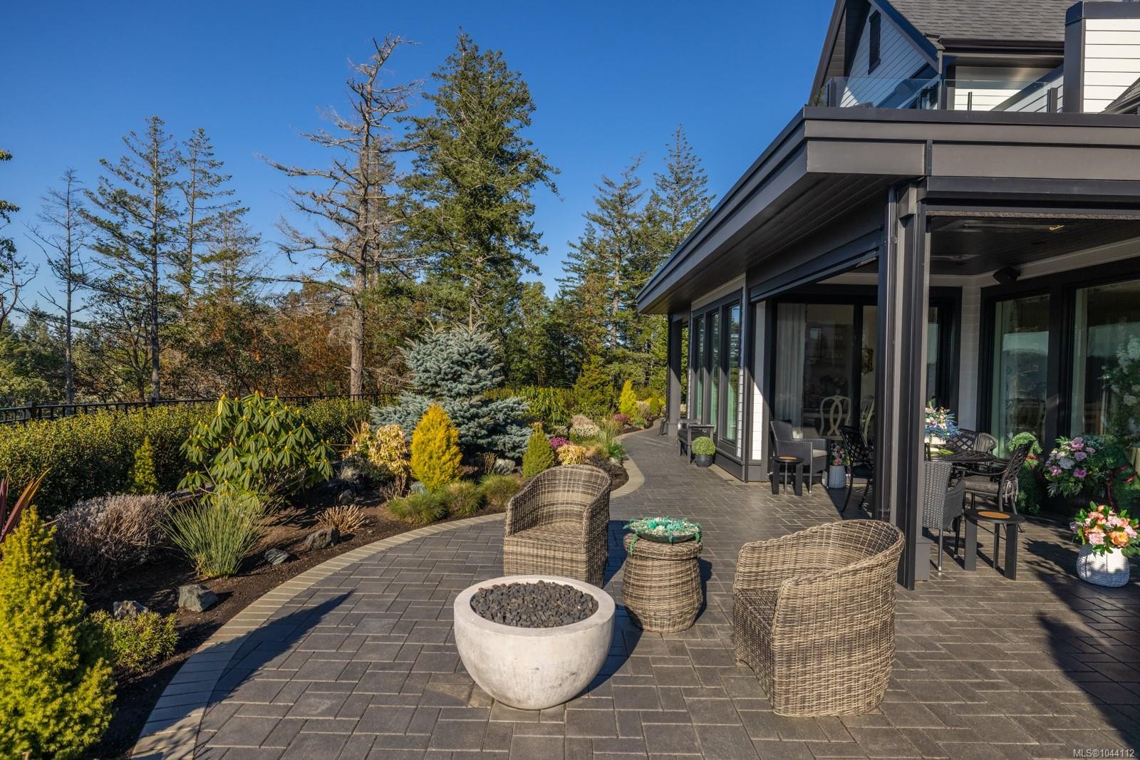 2061 Pinehurst Terr, Langford, BC