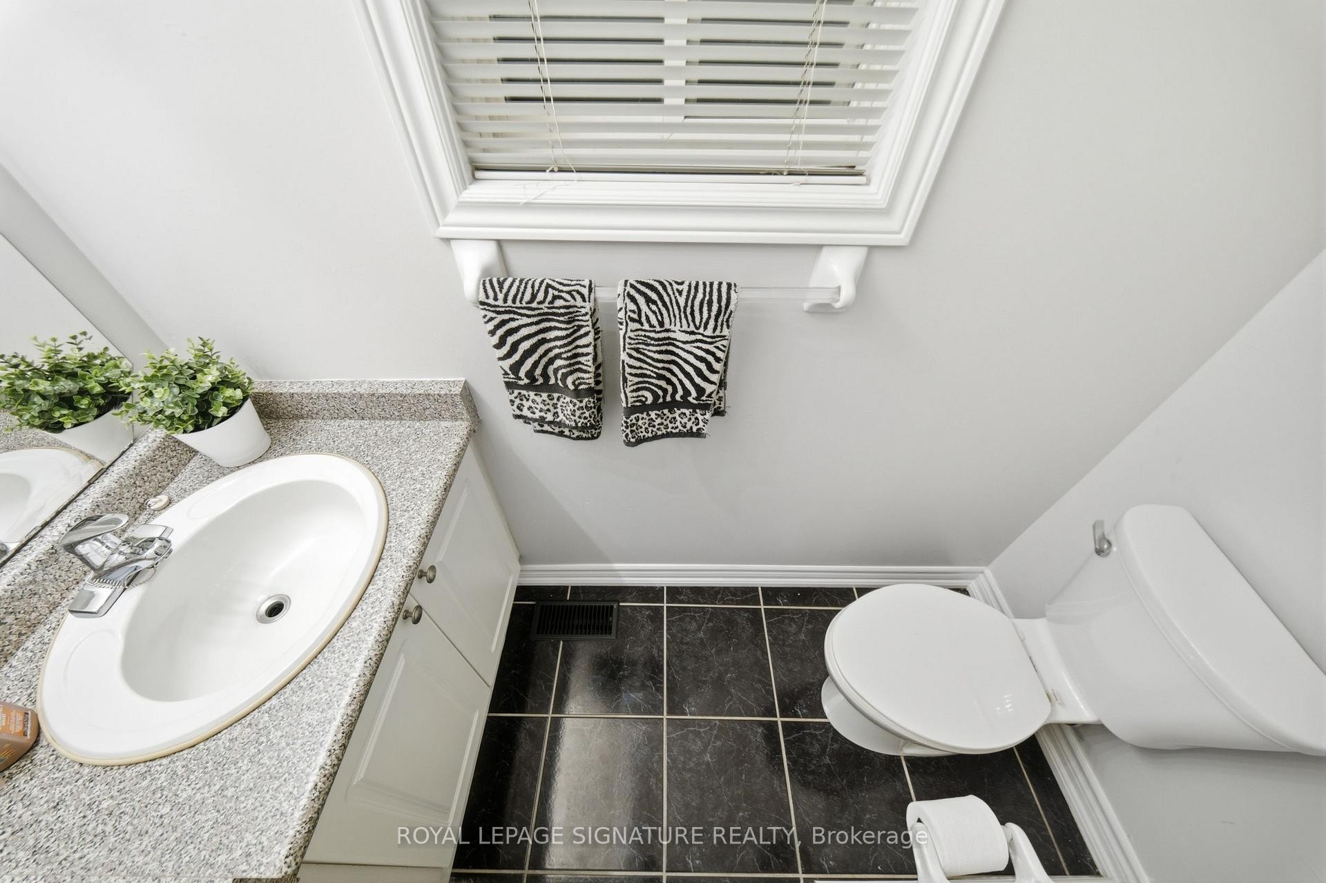79 Twin Willow Crescent E, Brampton, ON - Indoor Photo Showing Bathroom