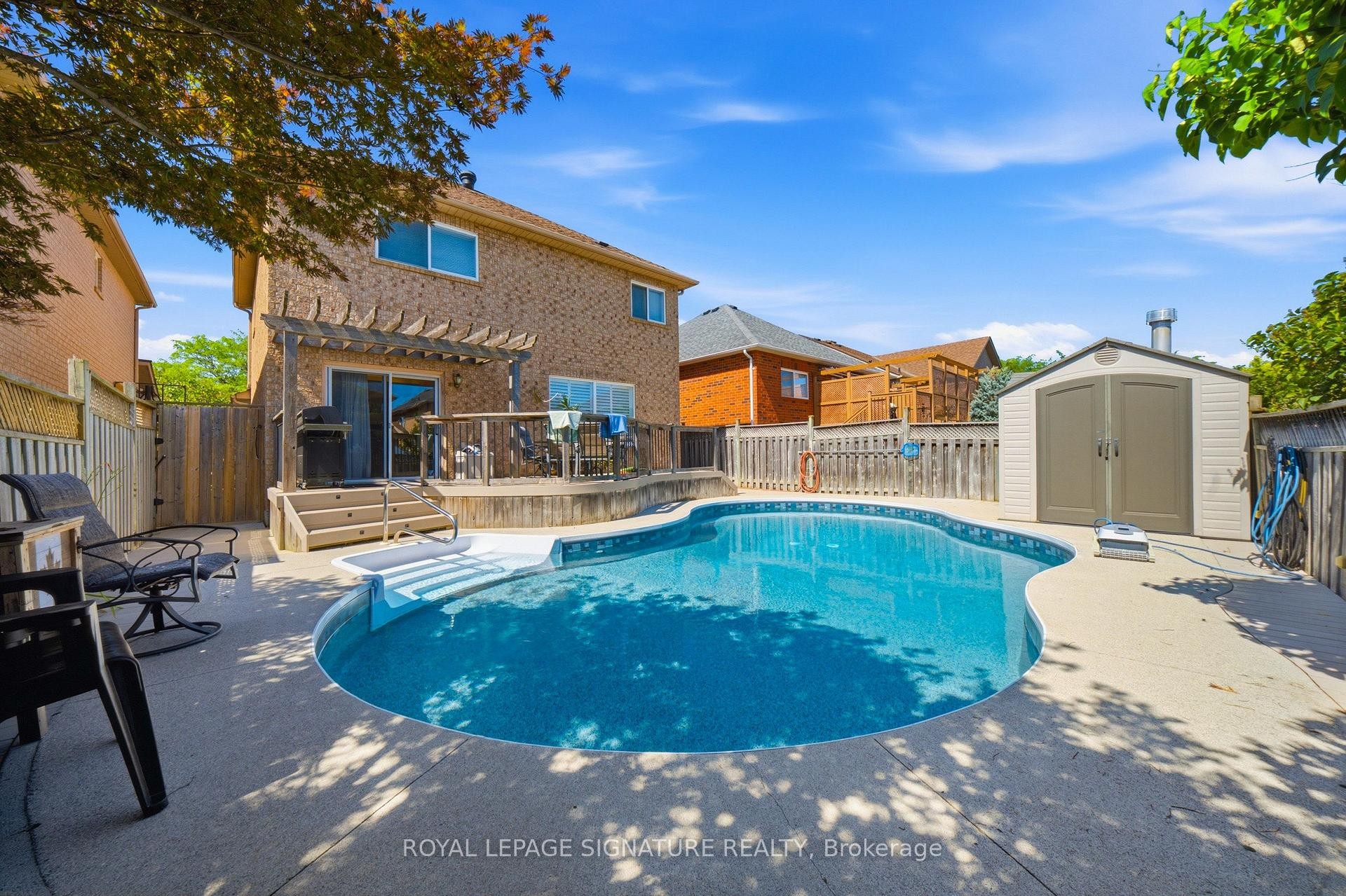 79 Twin Willow Crescent E, Brampton, ON - Outdoor With In Ground Pool With Deck Patio Veranda With Exterior