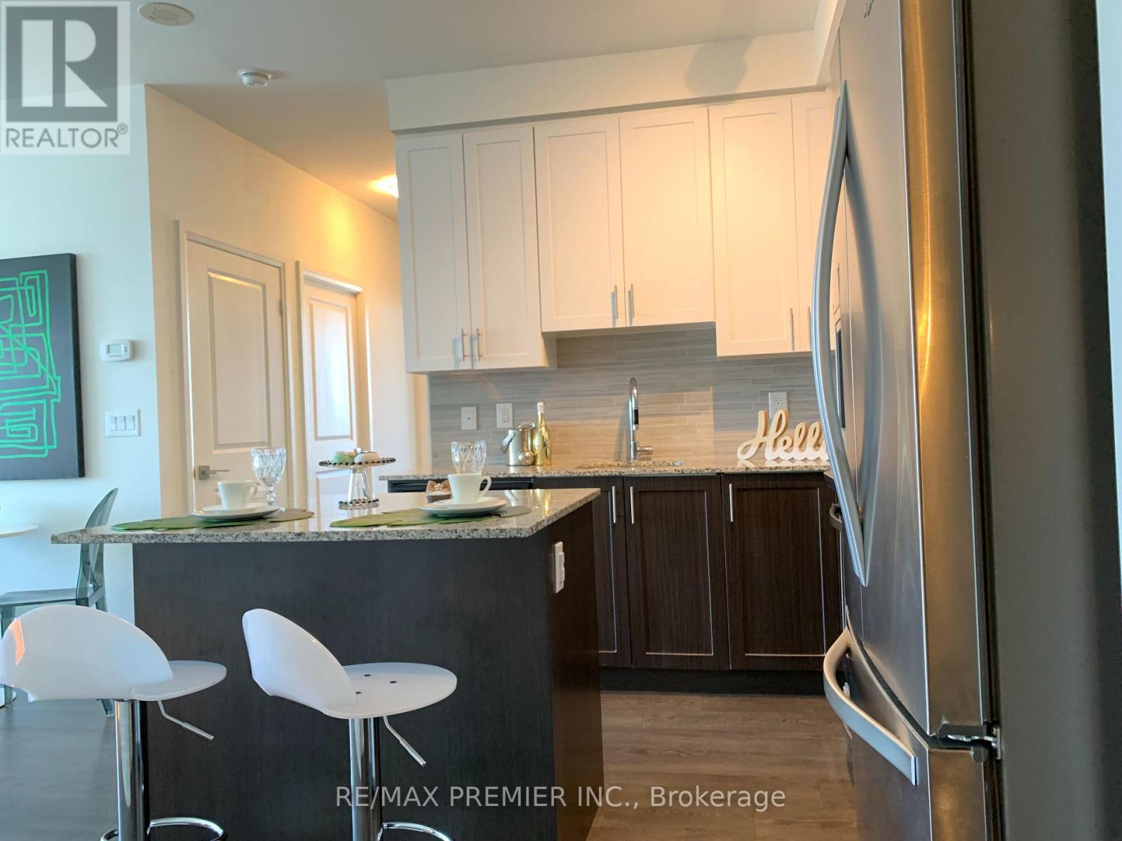 Pho2 - 3600 Highway 7, Vaughan, ON - Indoor Photo Showing Kitchen With Upgraded Kitchen