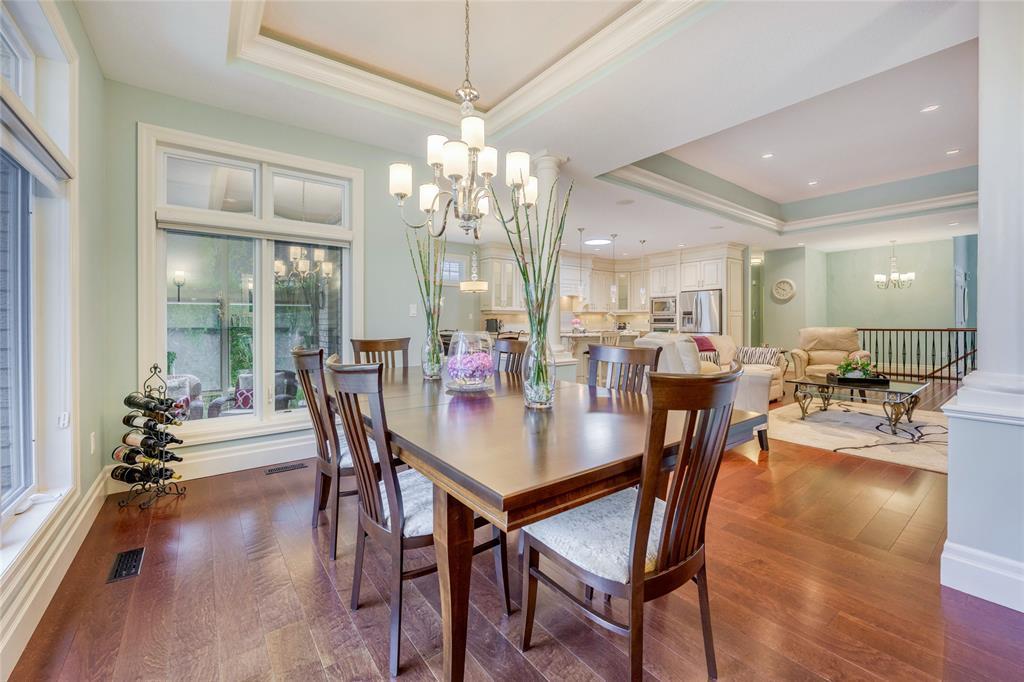 1221 Mike Weir Drive, Sarnia, ON - Indoor Photo Showing Dining Room