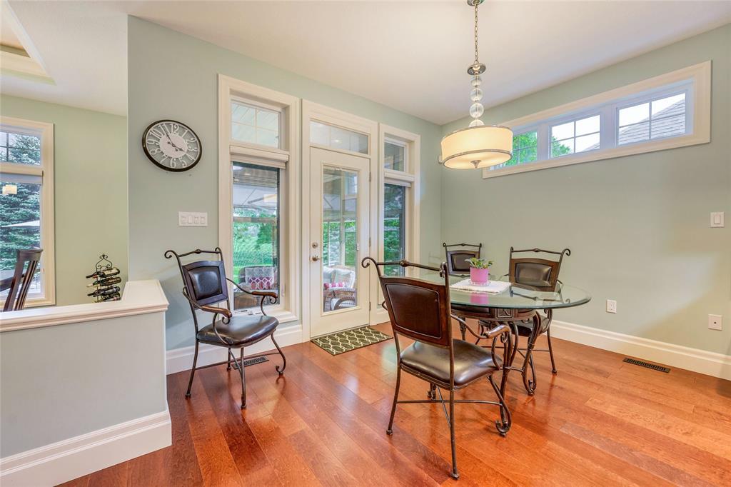 1221 Mike Weir Drive, Sarnia, ON - Indoor Photo Showing Dining Room