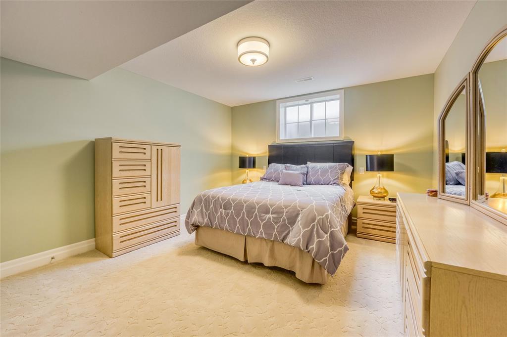 1221 Mike Weir Drive, Sarnia, ON - Indoor Photo Showing Bedroom
