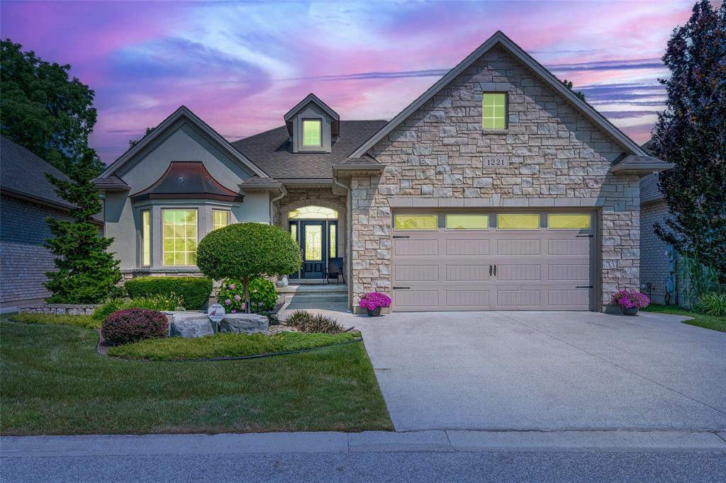 1221 Mike Weir Drive, Sarnia, ON - Outdoor With Facade