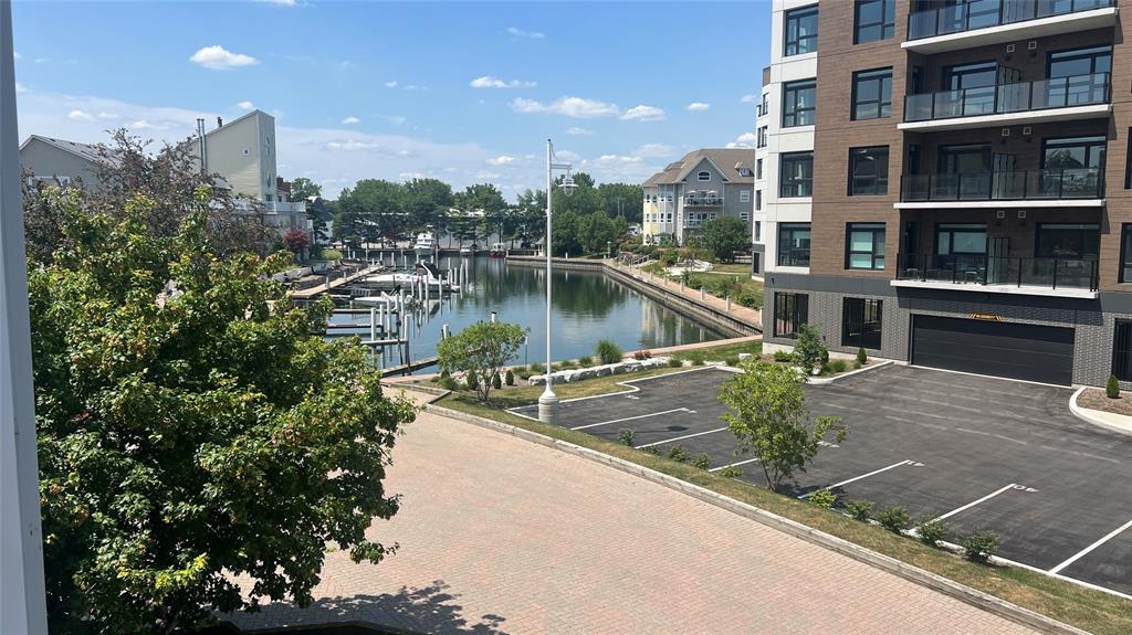 M-212-1520 Venetian Boulevard, Point Edward, ON - Outdoor