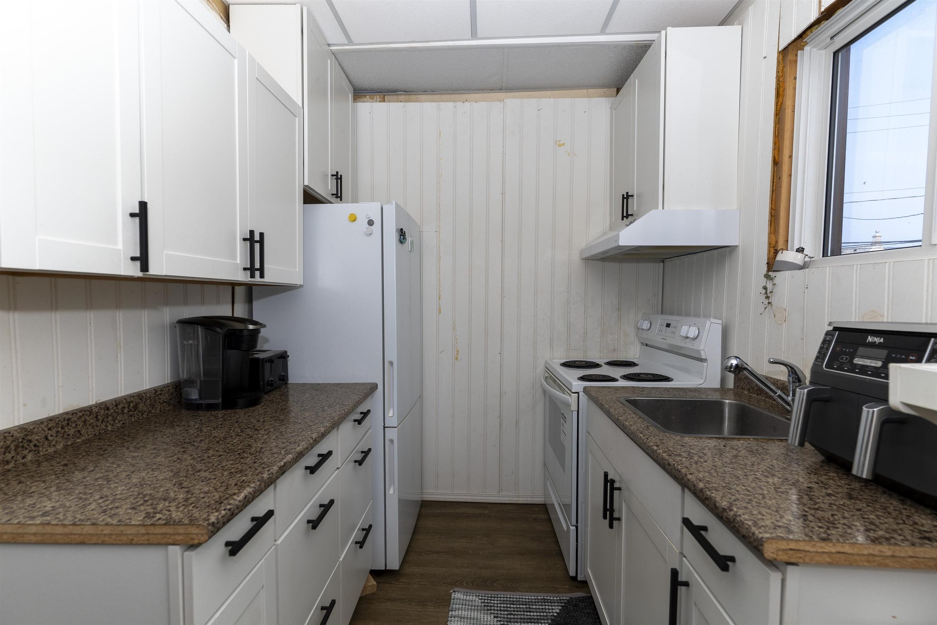503 Prince Arthur Boulevard, Thunder Bay, ON - Indoor Photo Showing Kitchen