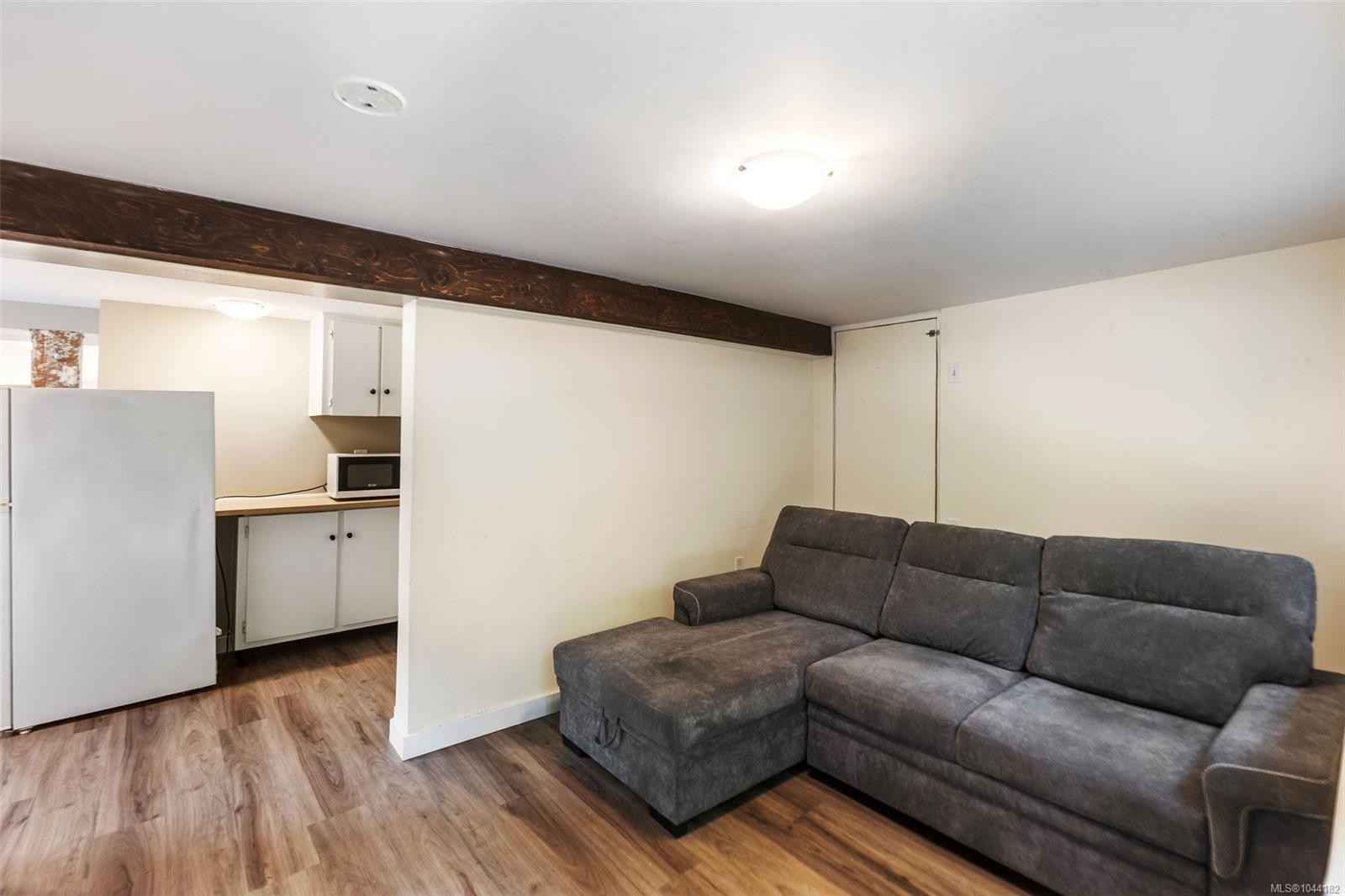 4054 Grange Rd, Saanich, BC