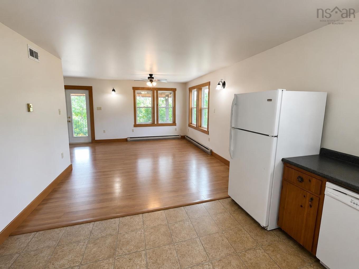 63 Old Post Road, East Chester, NS - Indoor Photo Showing Kitchen