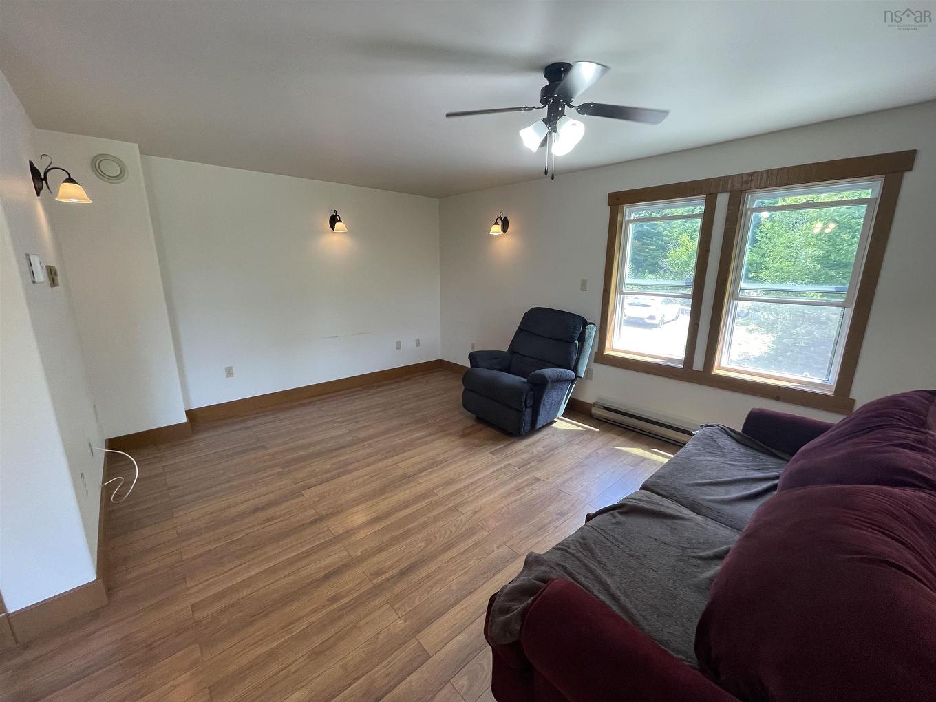 63 Old Post Road, East Chester, NS - Indoor Photo Showing Living Room