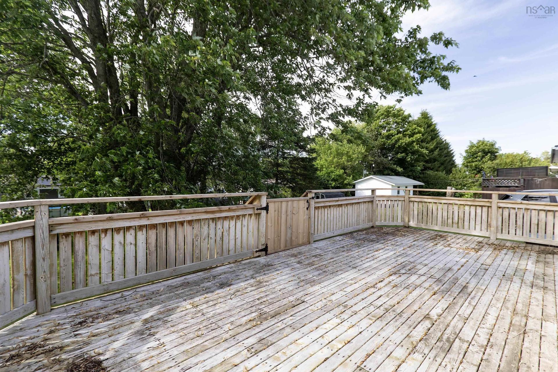 39 Rogers Avenue, Amherst, NS - Outdoor With Deck Patio Veranda
