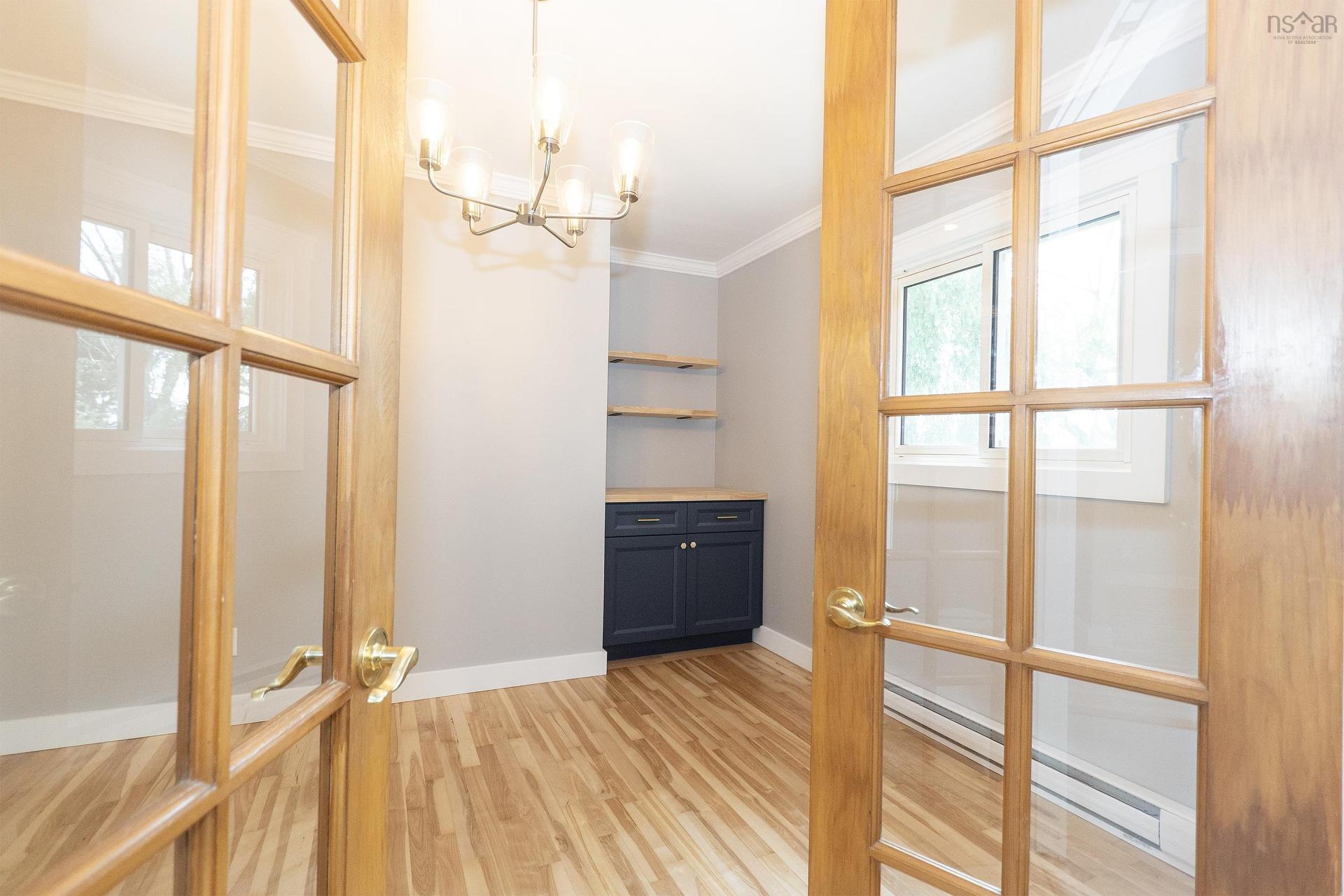 39 Rogers Avenue, Amherst, NS - Indoor Photo Showing Other Room