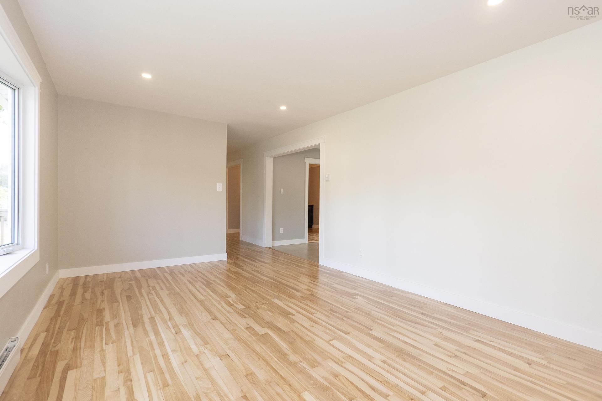 39 Rogers Avenue, Amherst, NS - Indoor Photo Showing Other Room