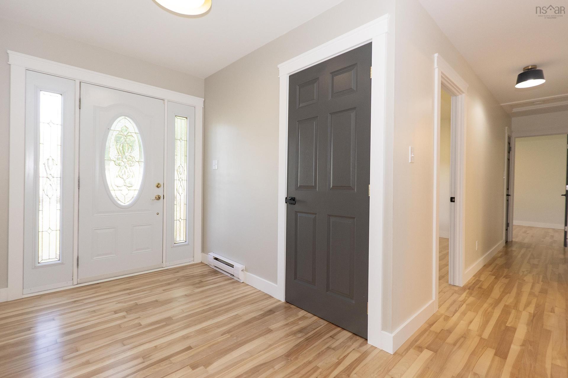 39 Rogers Avenue, Amherst, NS - Indoor Photo Showing Other Room