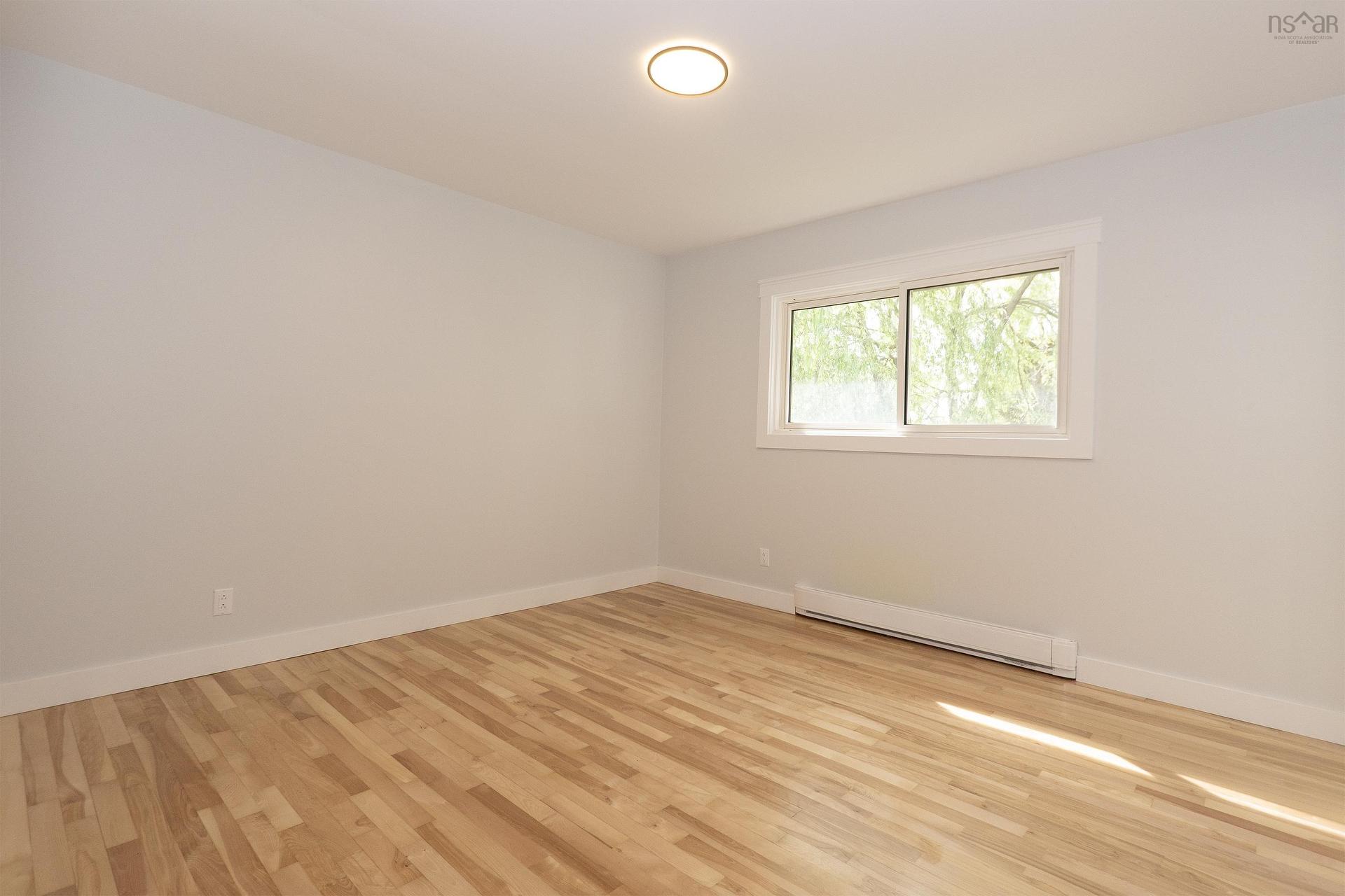39 Rogers Avenue, Amherst, NS - Indoor Photo Showing Other Room
