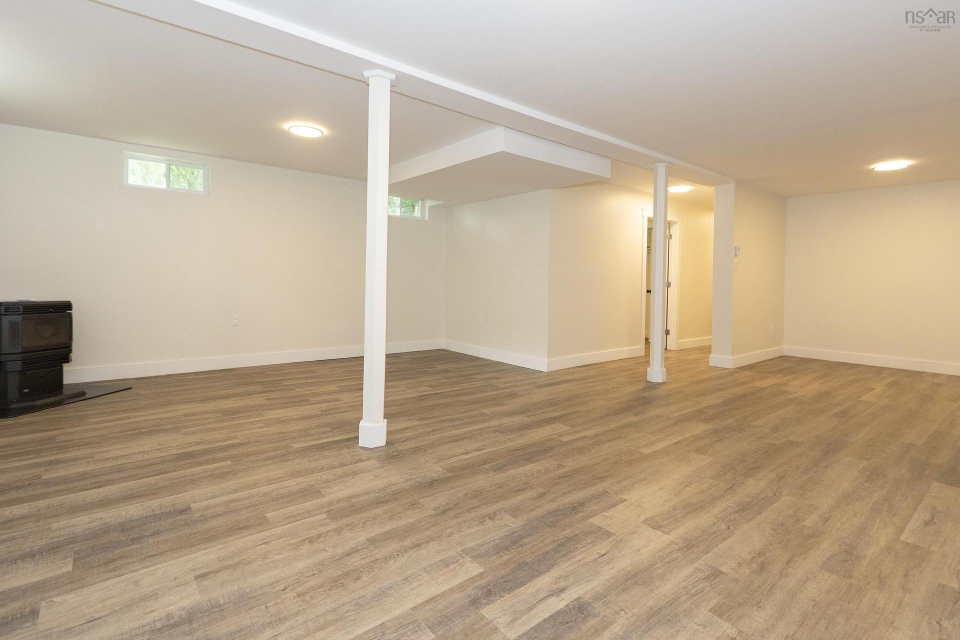 39 Rogers Avenue, Amherst, NS - Indoor