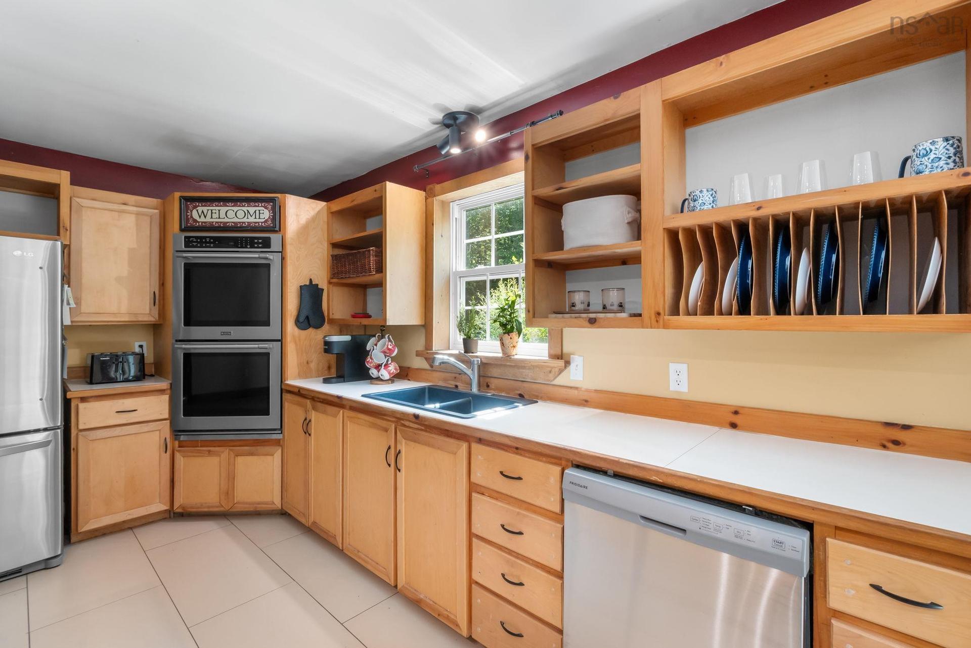 321 Ashland Road, Martock, NS - Indoor Photo Showing Kitchen With Double Sink
