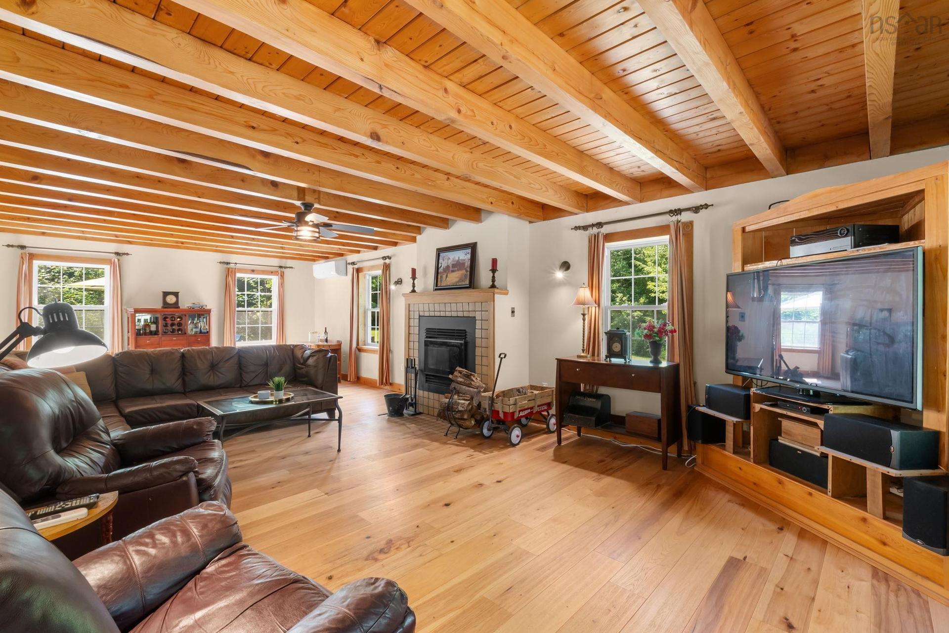 321 Ashland Road, Martock, NS - Indoor With Fireplace