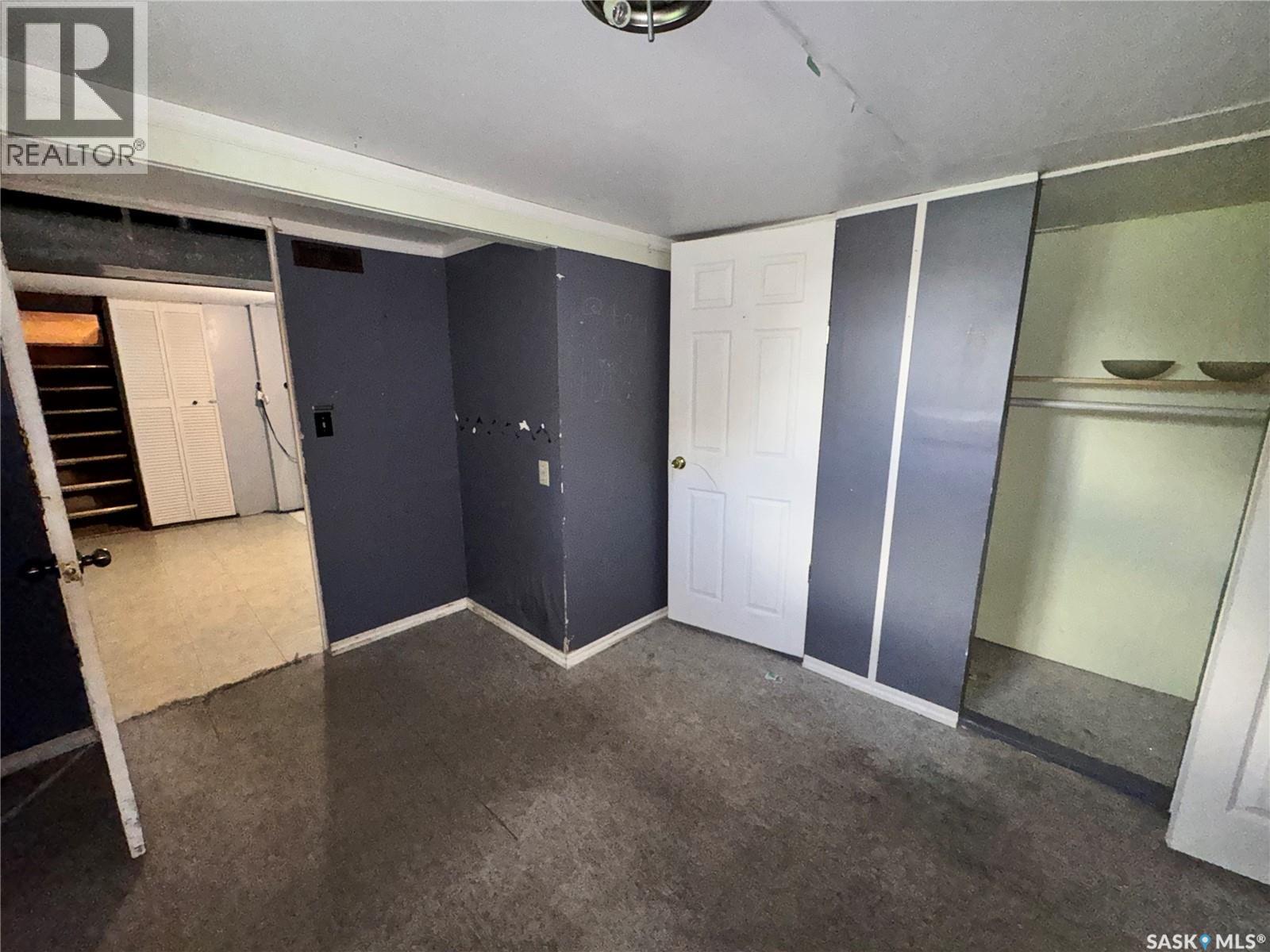 303 4Th Avenue W, Biggar, SK - Indoor Photo Showing Other Room