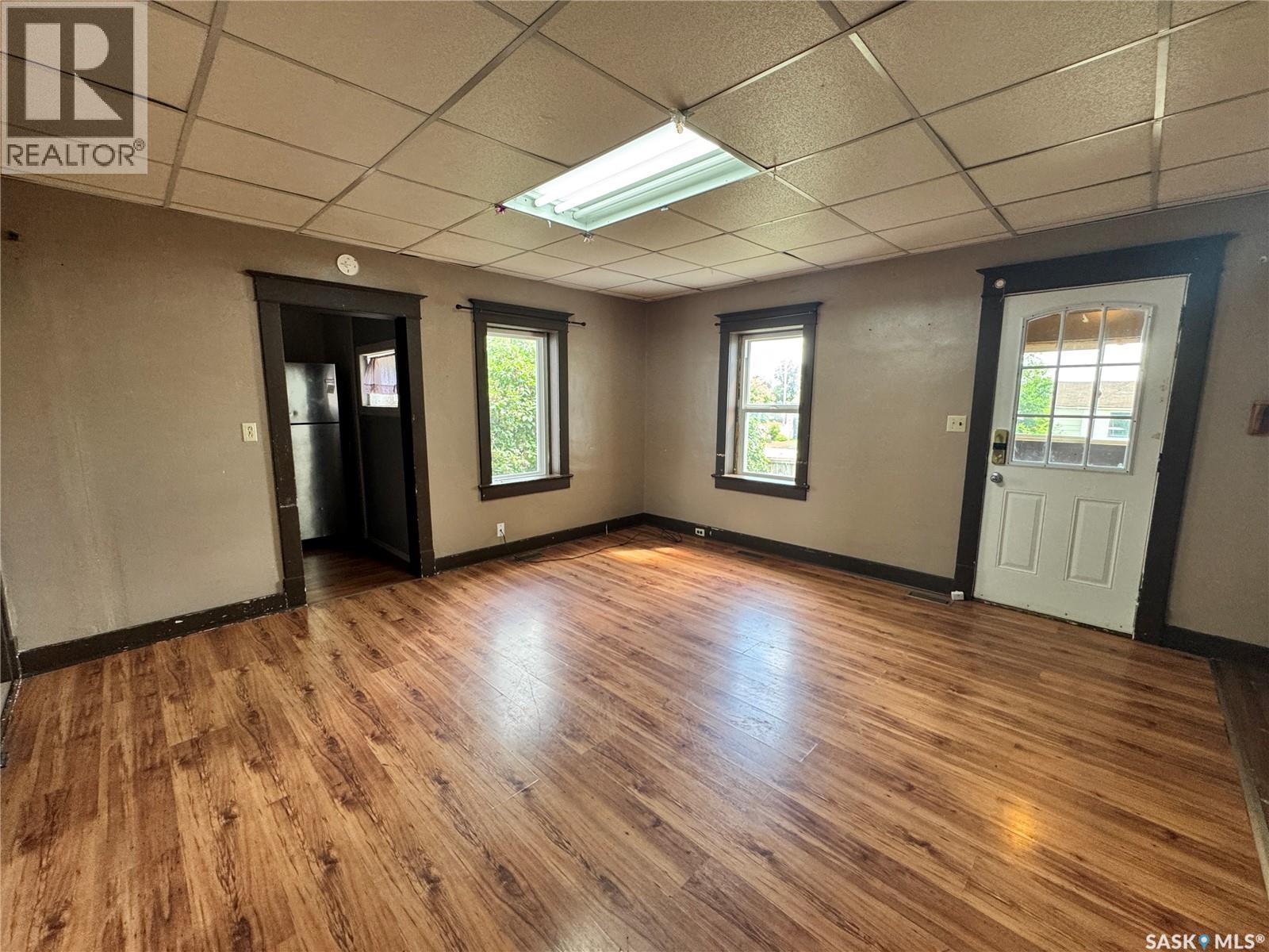 303 4Th Avenue W, Biggar, SK - Indoor Photo Showing Other Room